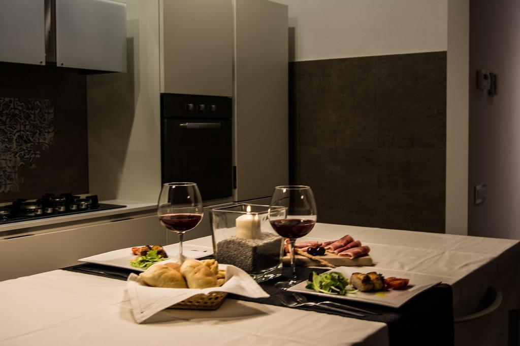 פלרמו Home In City מראה חיצוני תמונה