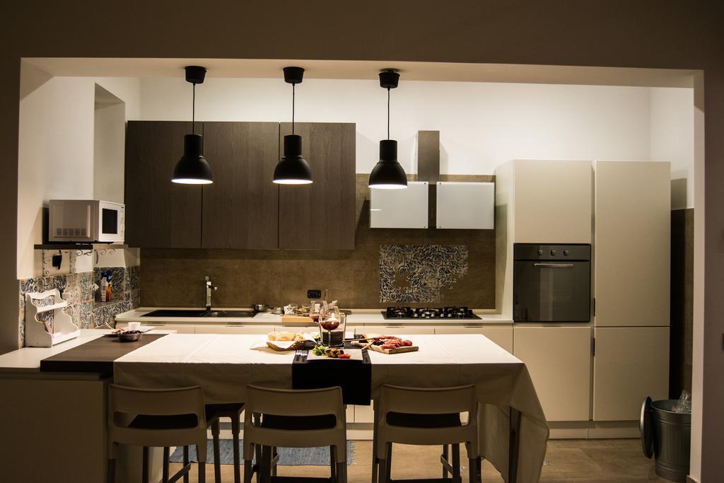 פלרמו Home In City מראה חיצוני תמונה